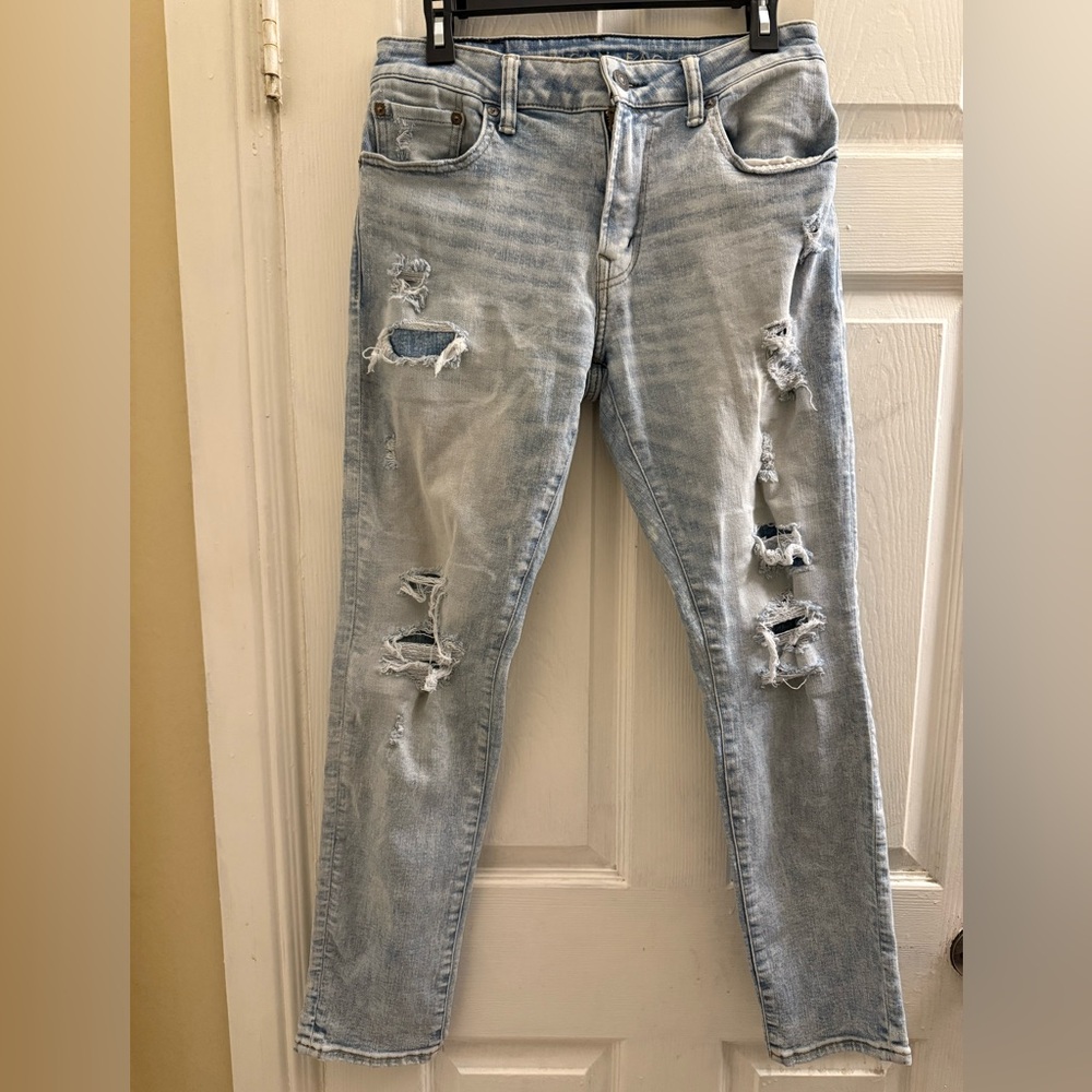 Men's American Eagle Air Flex Temp Tech Athletic Skinny Distressed Jeans
